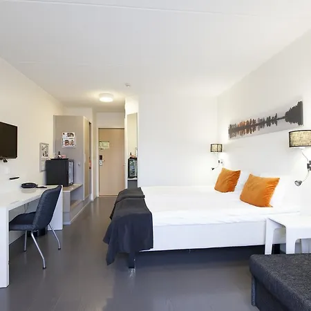 Scandic 4*
